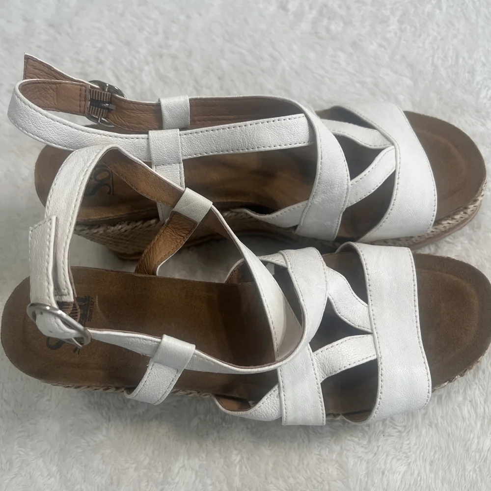 NWT Sofft Women's Devyn Sz 9.5 Wedge Sandals White Leather Open Toe Ankle Strap - Picture 5 of 16